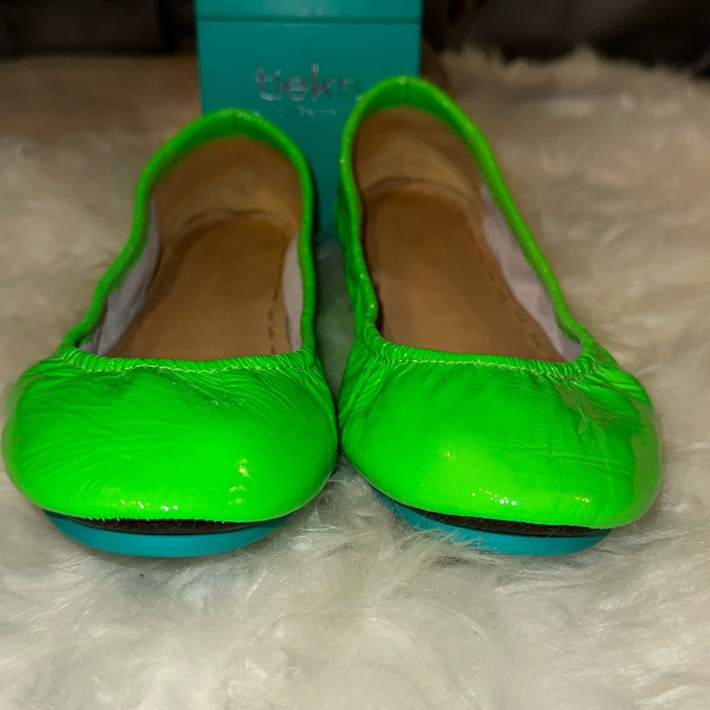 Tieks galactic green ltd release size 9